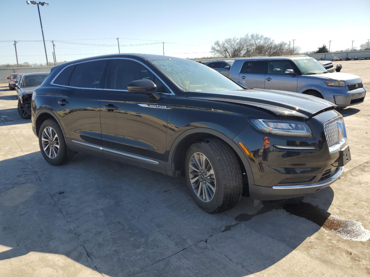 2021 Lincoln Nautilus - Image 4