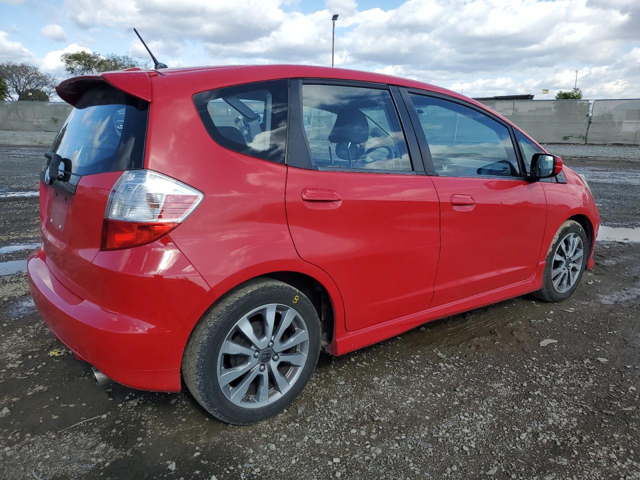 2012 Honda Fit - Image 3