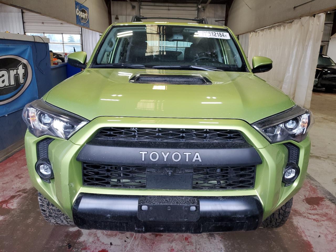 2022 Toyota 4Runner - Image 5