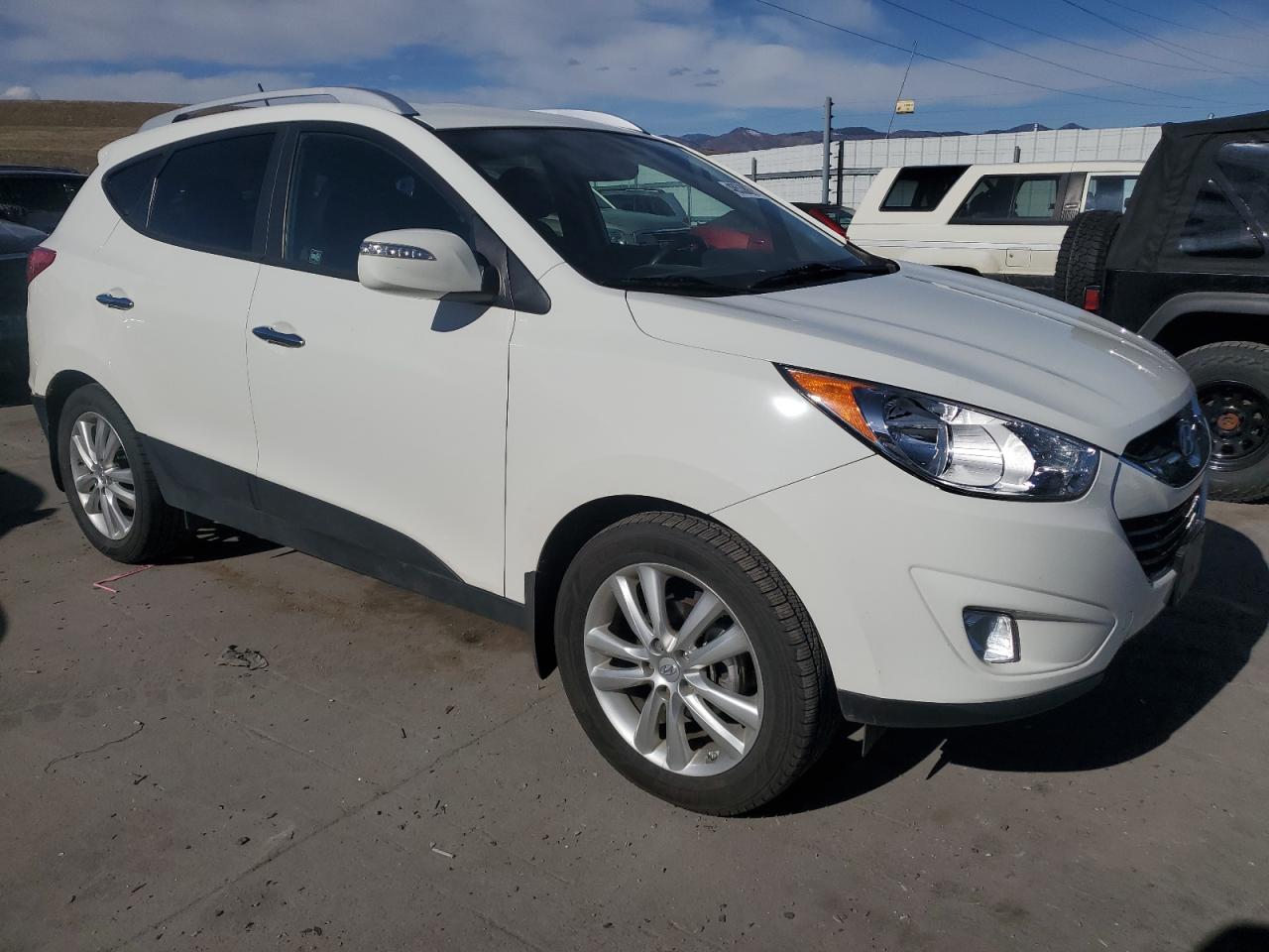 2011 Hyundai Tucson - Image 4