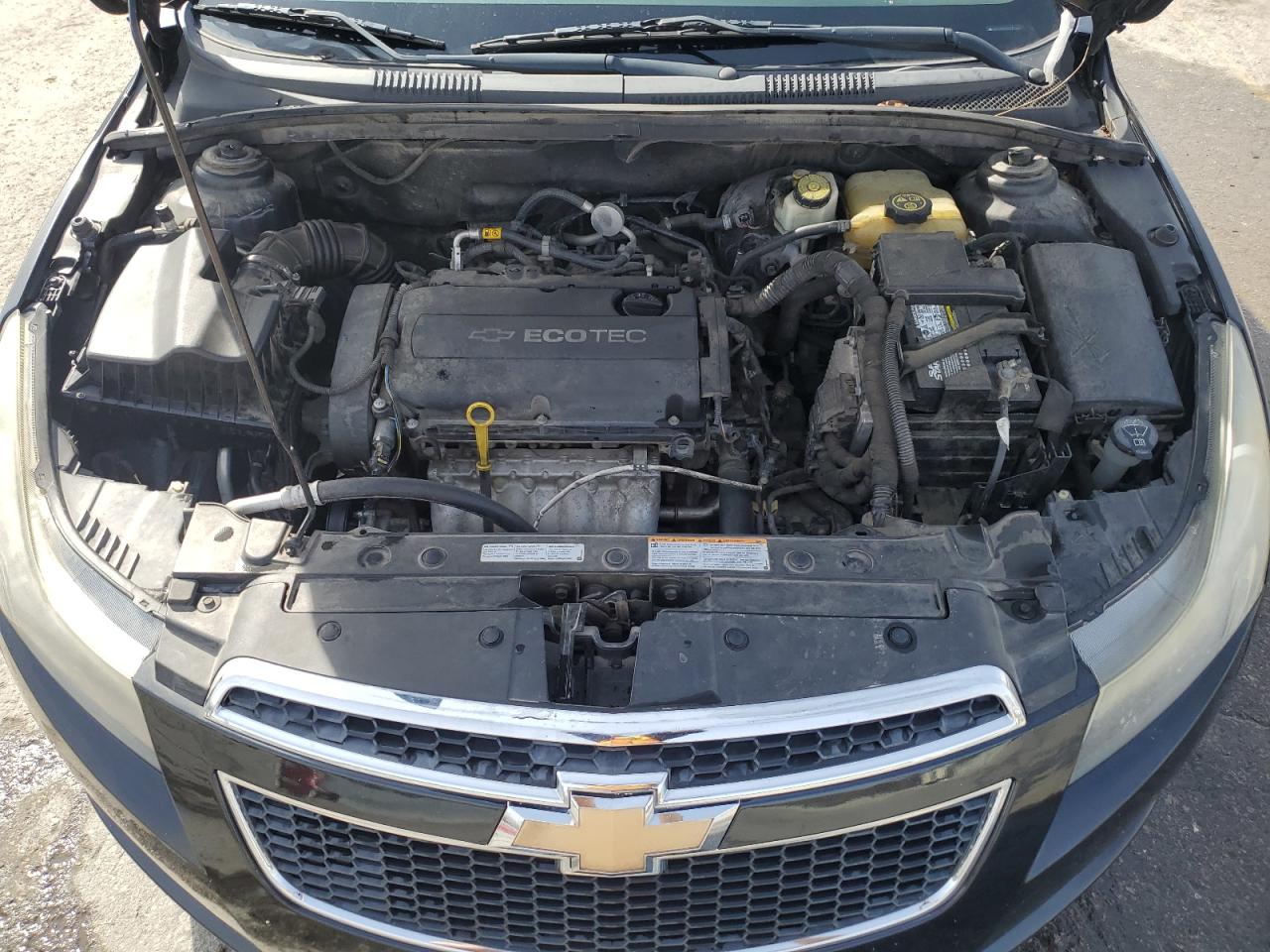 2013 Chevrolet Cruze - Image 11