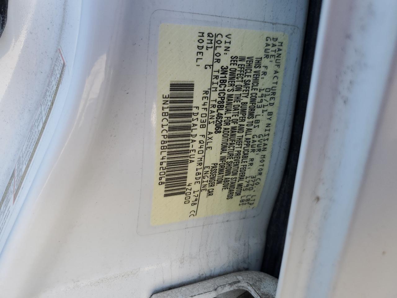 2011 Nissan Versa - Image 13