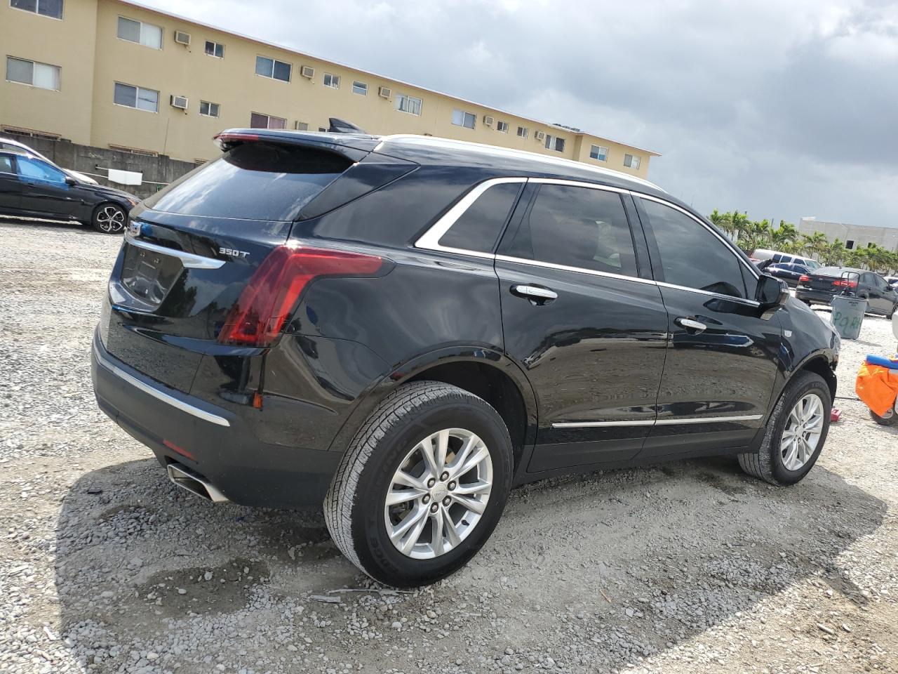 2021 Cadillac XT5 - Image 3