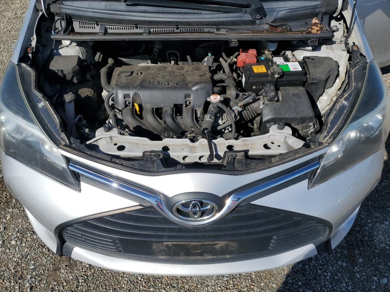 2017 Toyota Yaris - Image 11