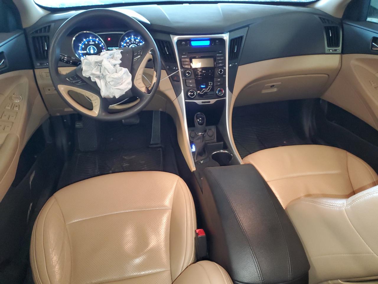 2013 Hyundai Sonata - Image 8