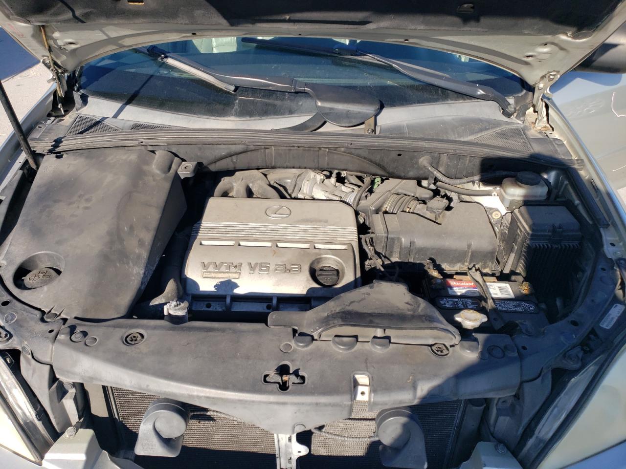 2004 Lexus RX - Image 12