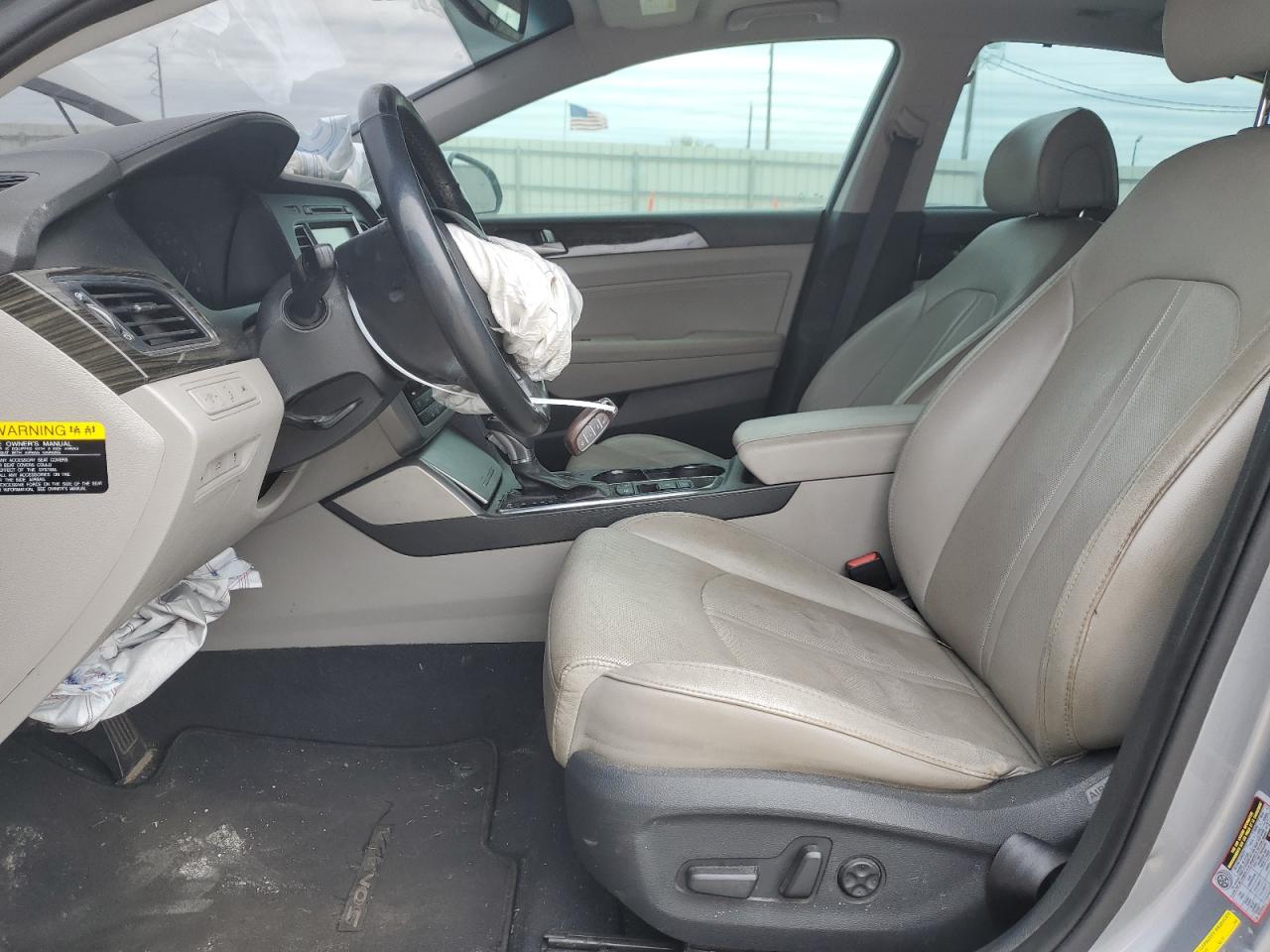 2016 Hyundai Sonata - Image 7