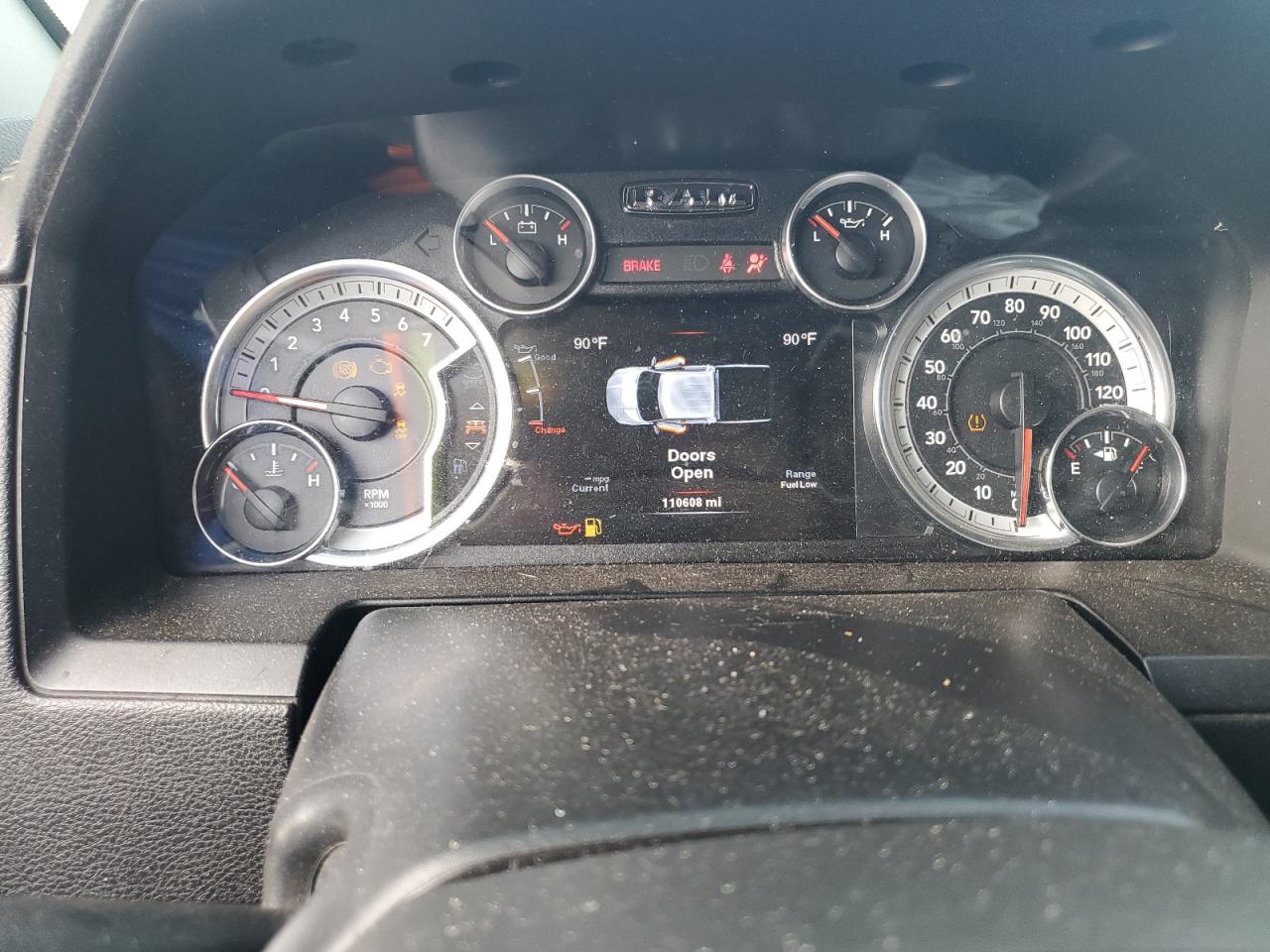 2014 RAM 1500 - Image 9