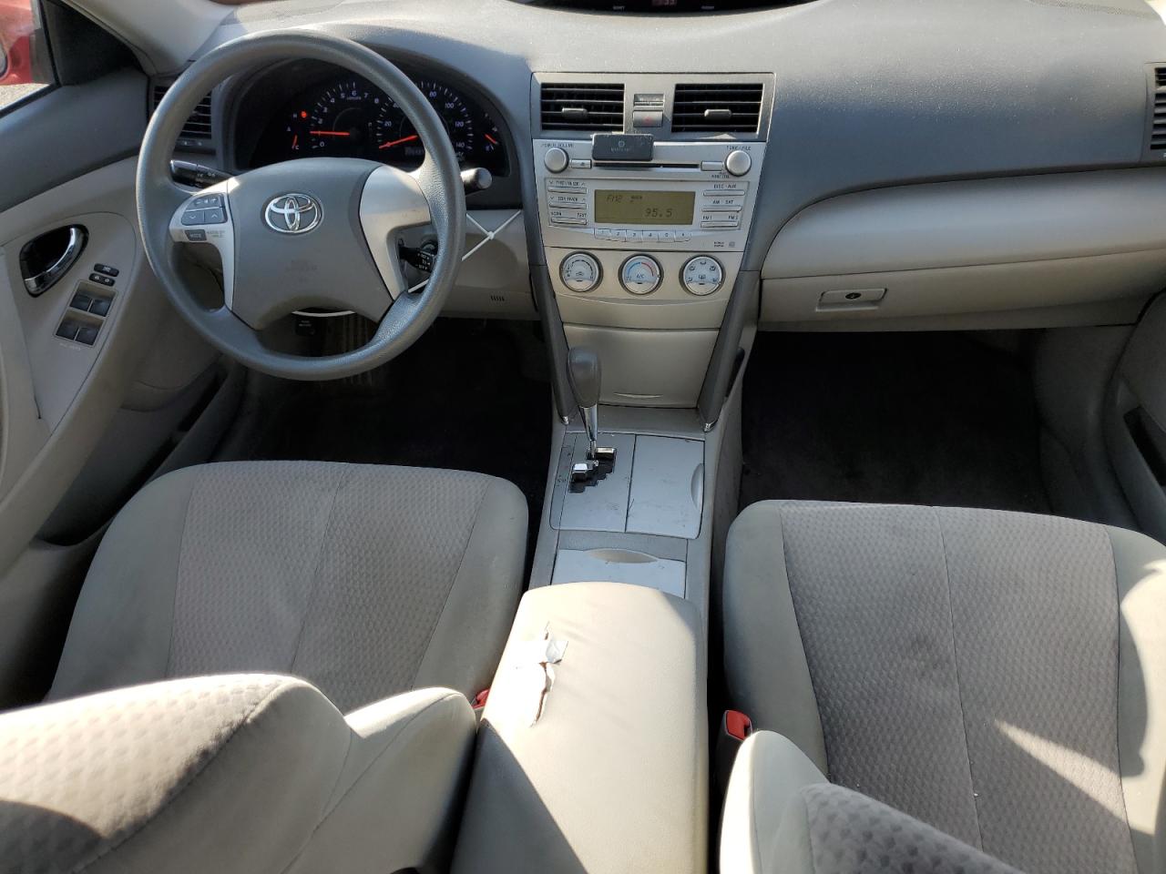 2010 Toyota Camry - Image 8