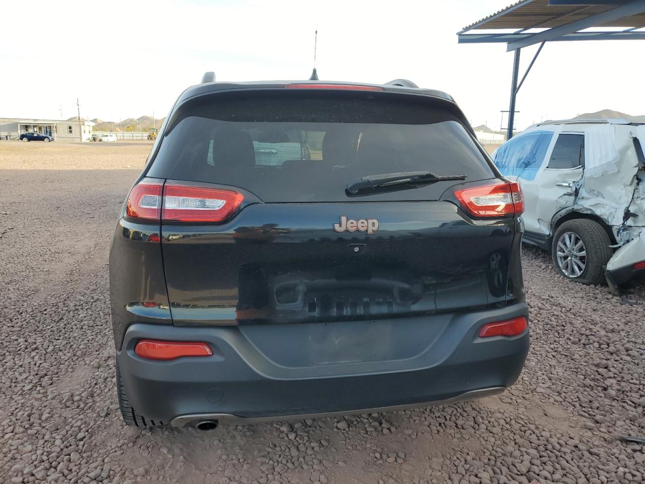 2017 Jeep Grand Cherokee - Image 6
