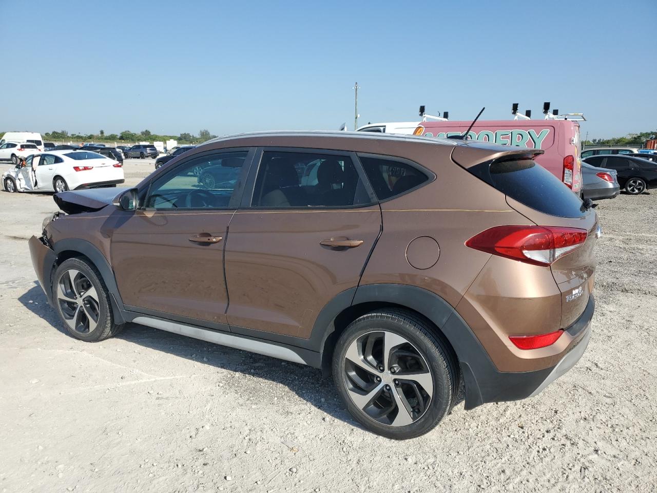2017 Hyundai Tucson - Image 2