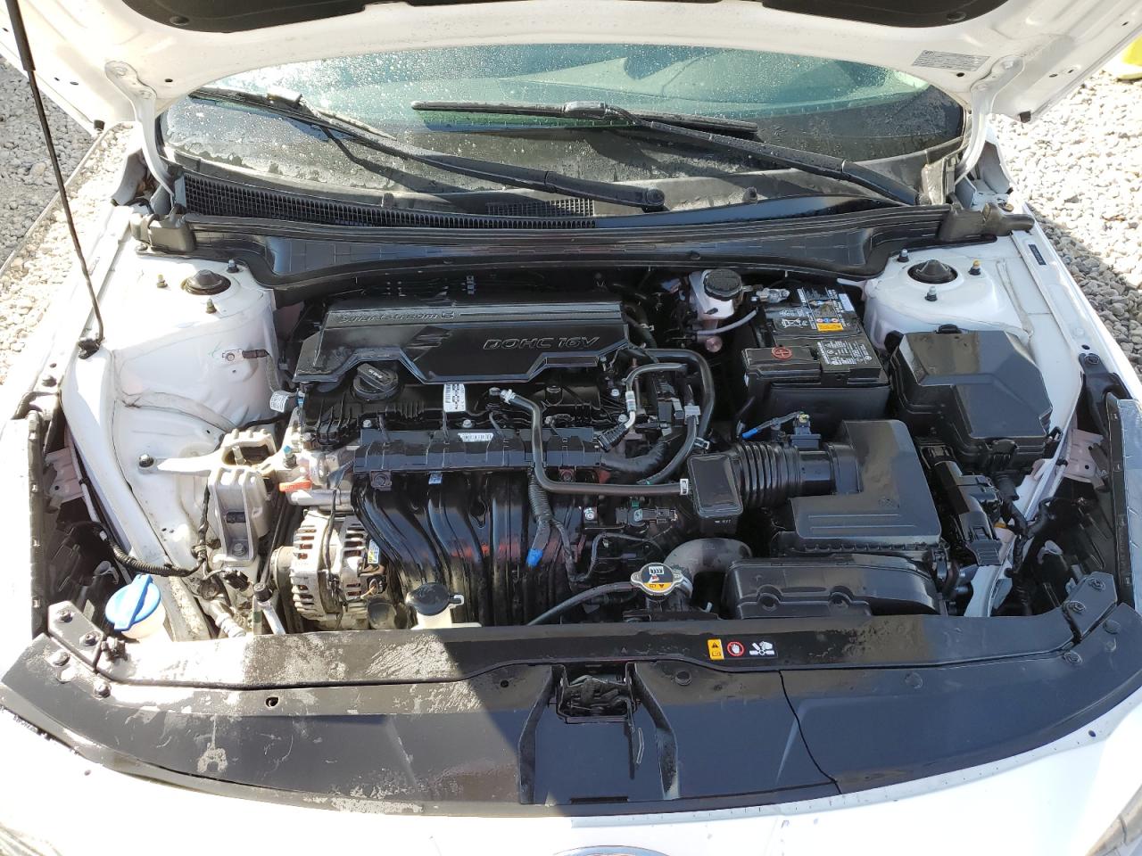 2021 Hyundai Elantra - Image 11