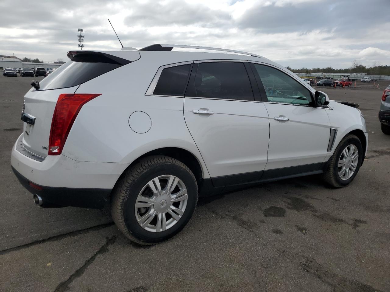 2015 Cadillac SRX - Image 3