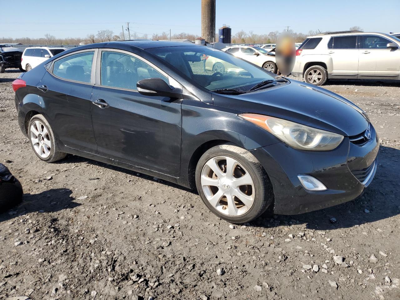 2011 Hyundai Elantra - Image 4
