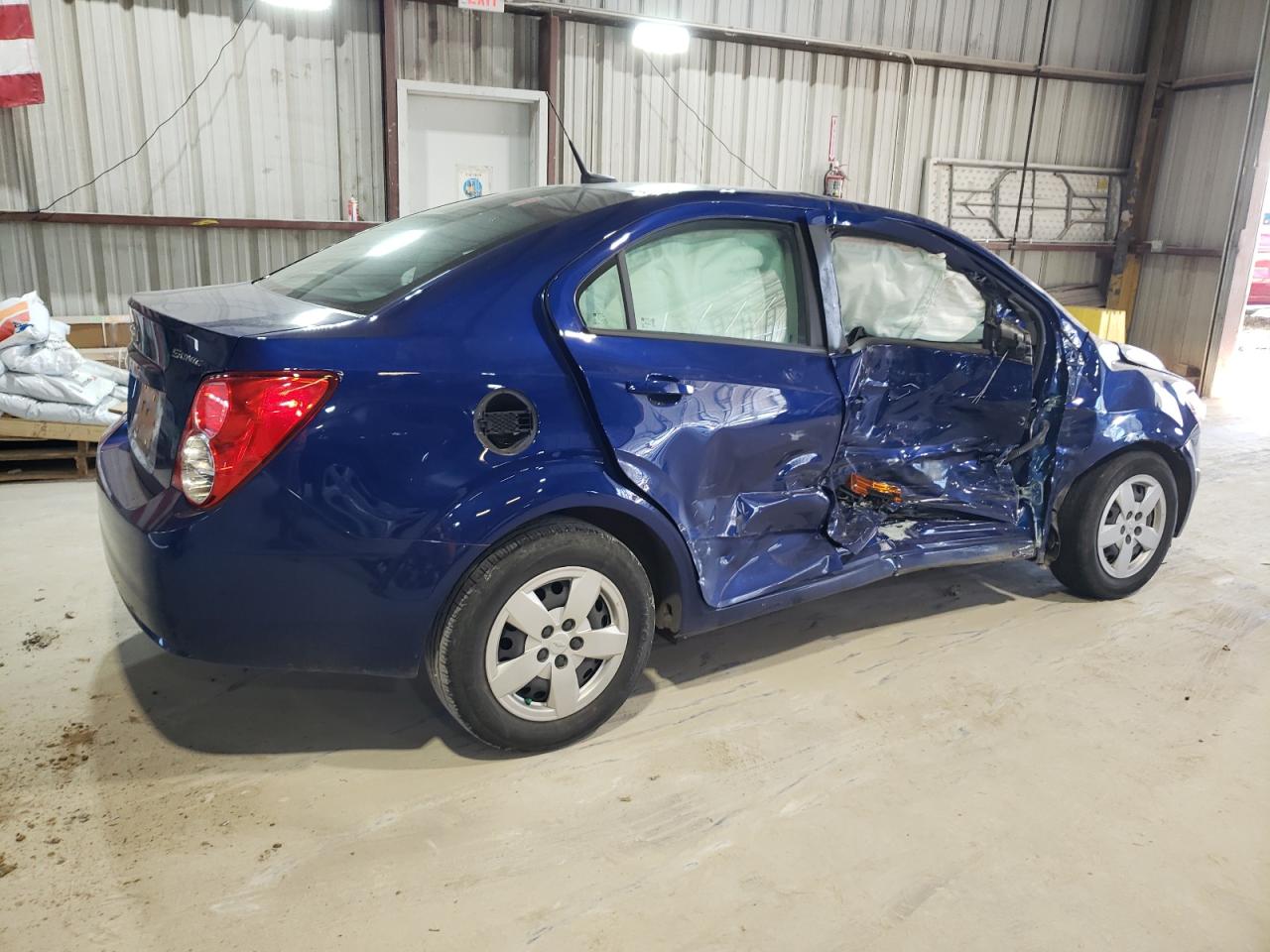 2013 Chevrolet Sonic - Image 3