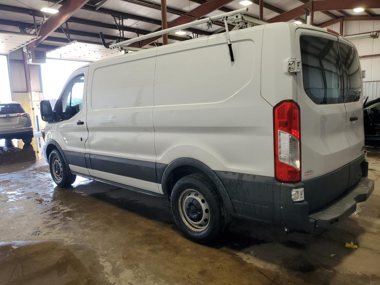2015 Ford Transit - Image 2