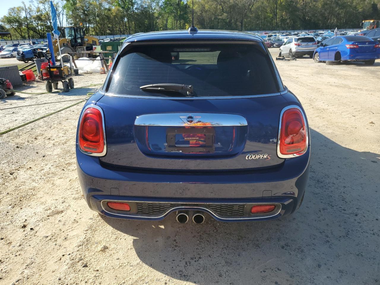 2015 MINI Cooper - Image 6