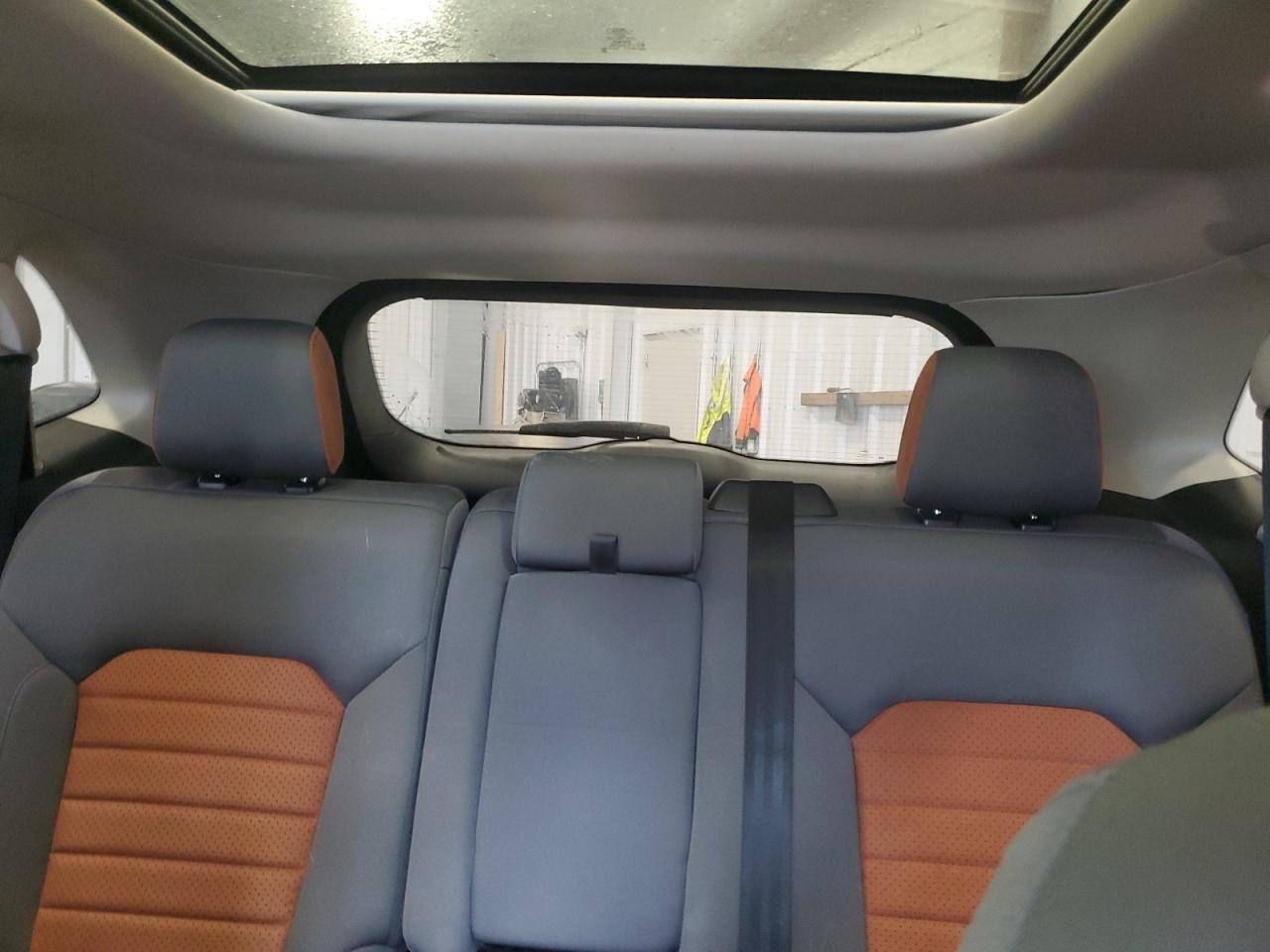 2018 Ford Edge - Image 10