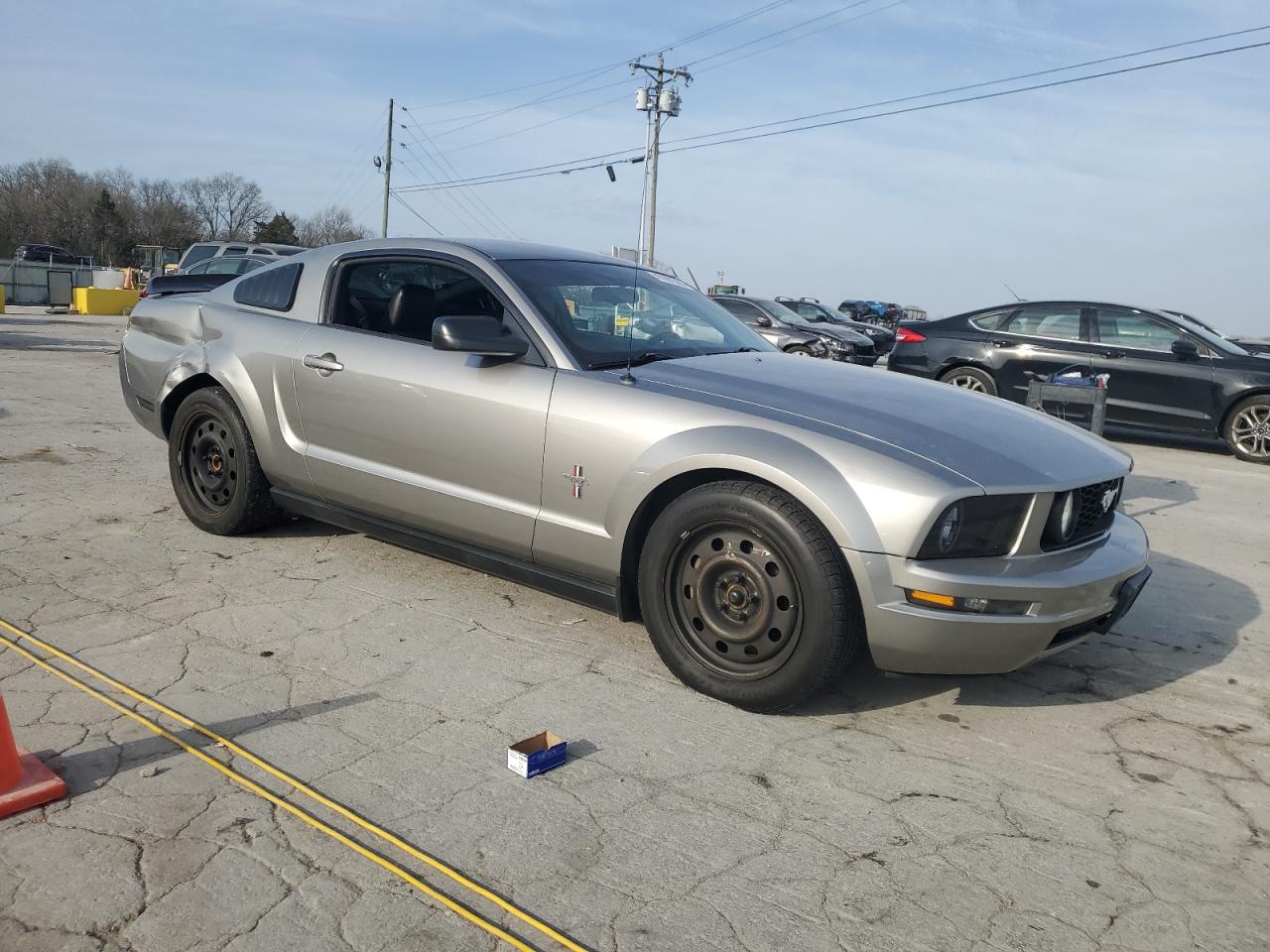 2008 Ford Mustang - Image 4
