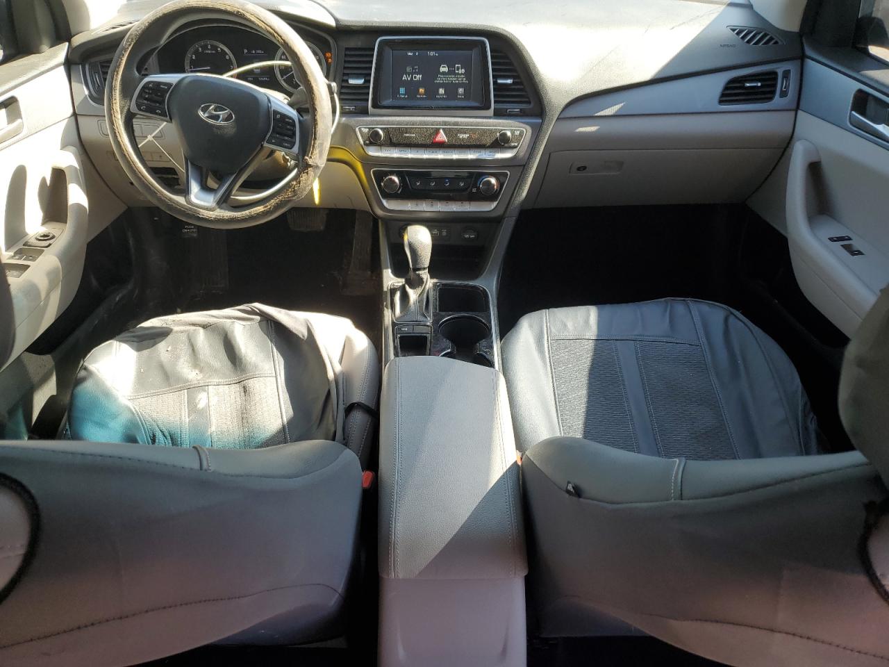 2019 Hyundai Sonata - Image 8