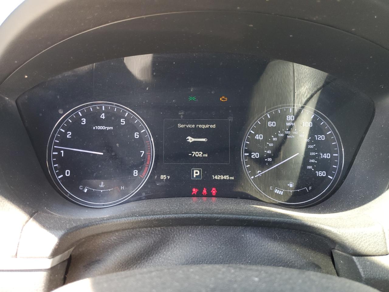 2015 Hyundai Genesis - Image 9