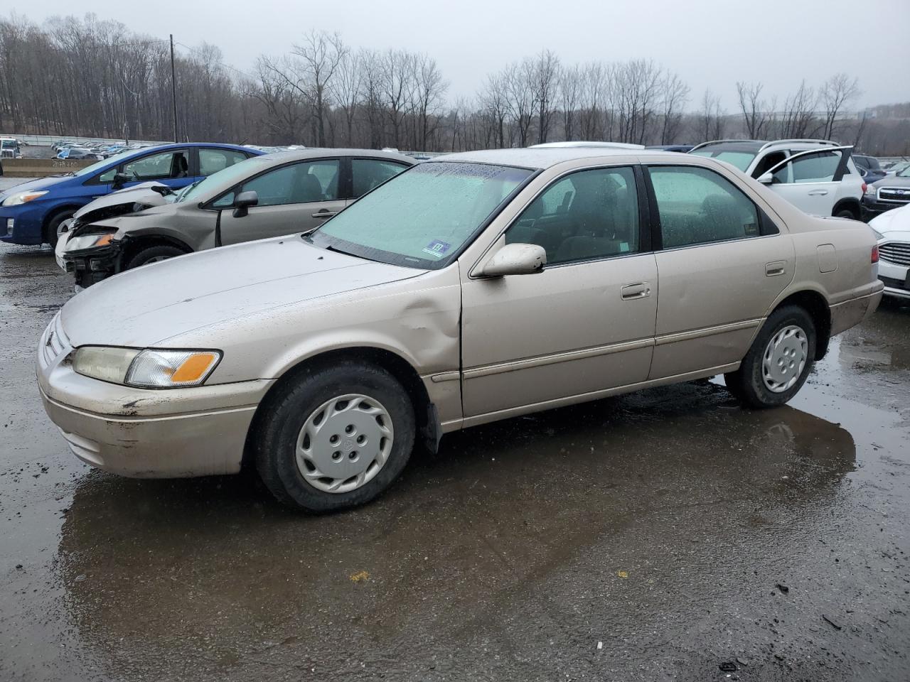 1999 Toyota Camry - Image 1