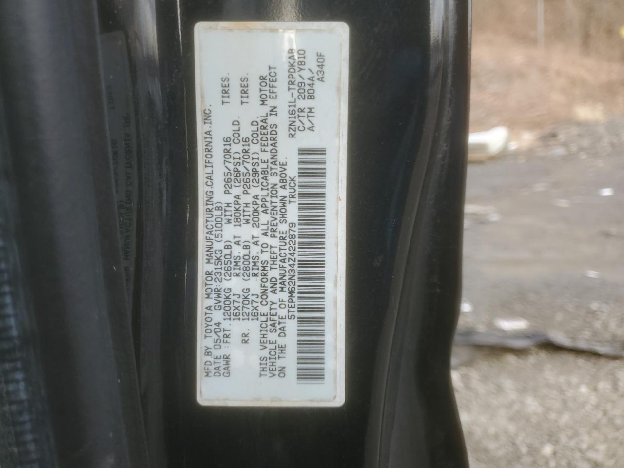 2004 Toyota Tacoma - Image 14
