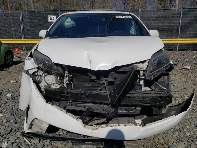  TOYOTA SIENNA 2018 Белый