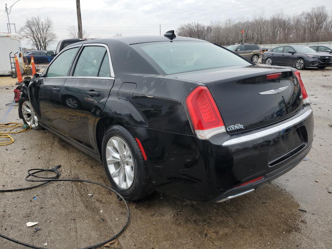 2016 Chrysler 300 - Image 2