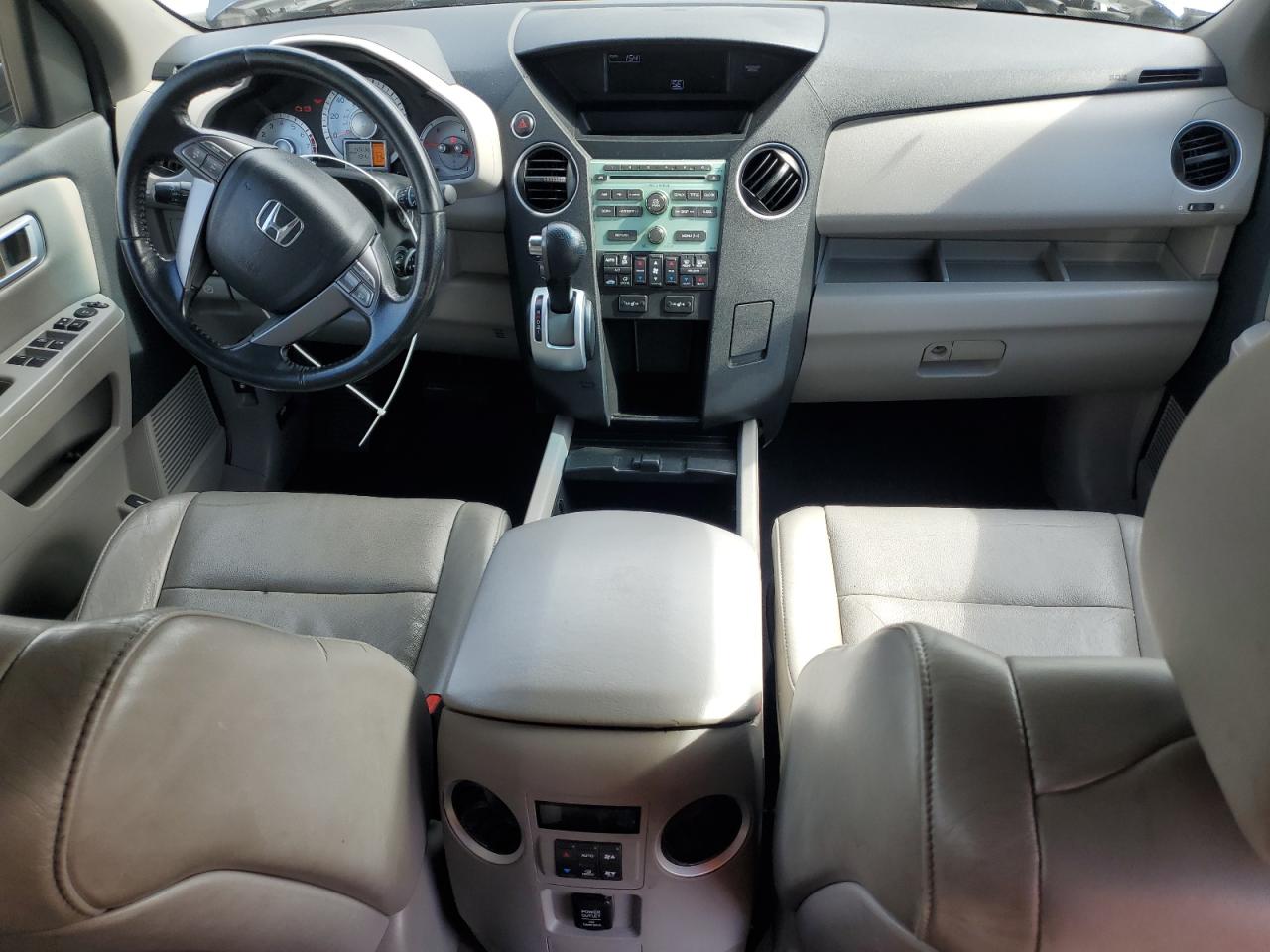 2010 Honda Pilot - Image 8