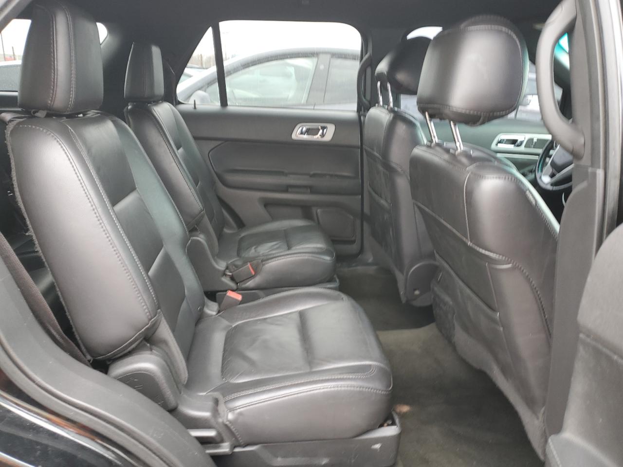 2014 Ford Explorer - Image 11