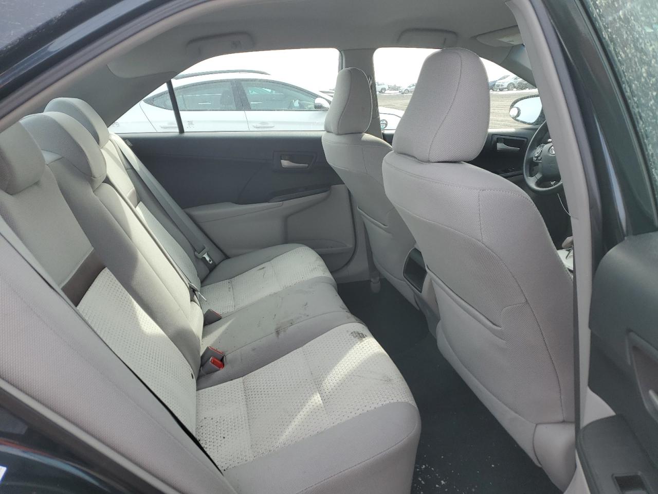 2014 Toyota Camry - Image 10