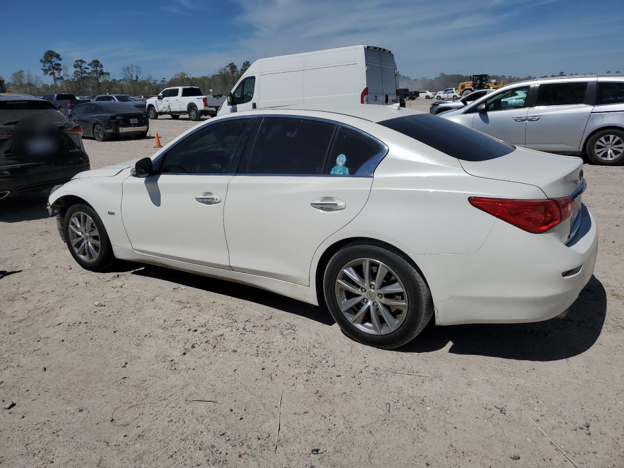 2016 Infiniti Q50 - Image 2