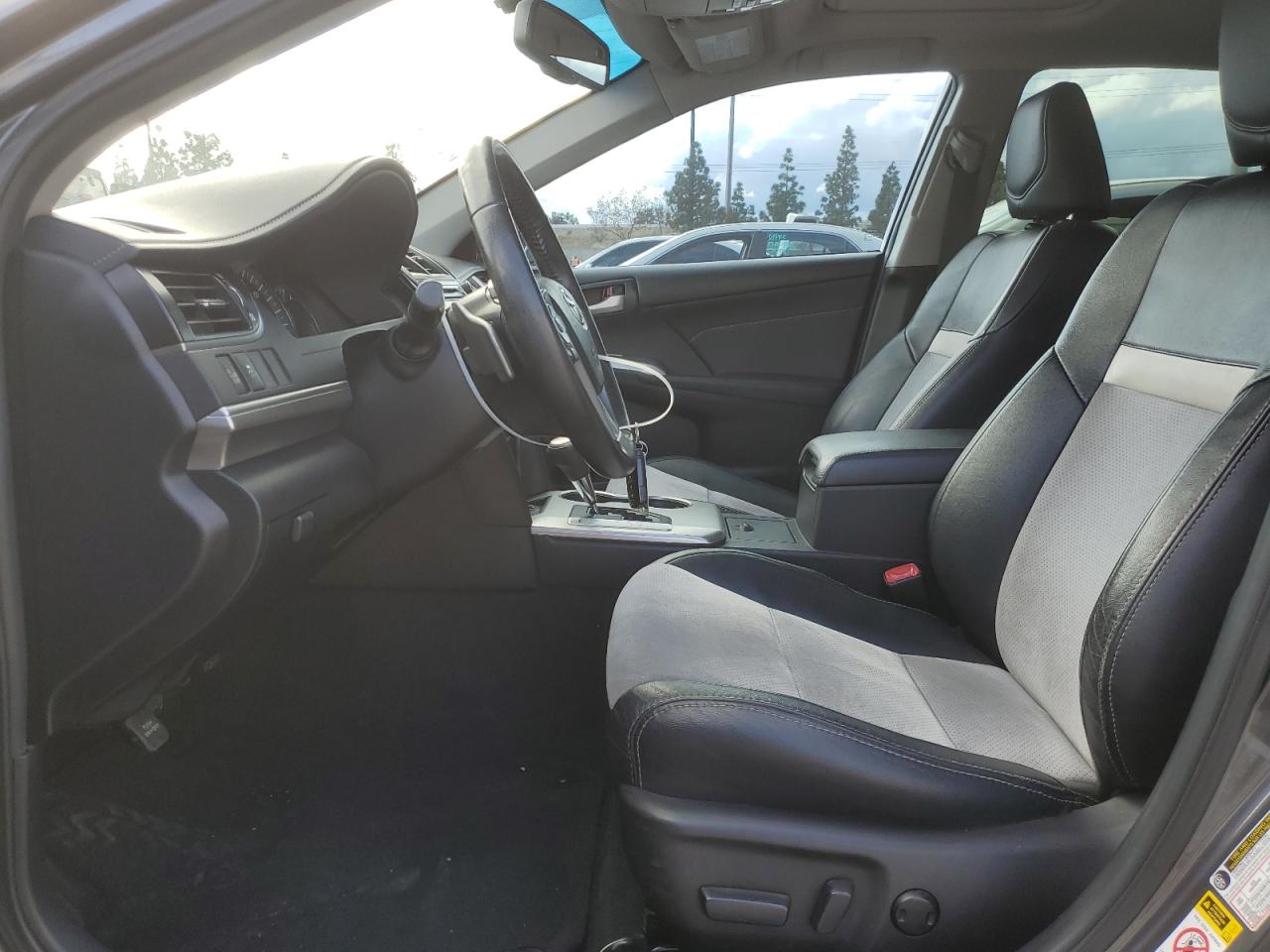 2013 Toyota Camry - Image 7