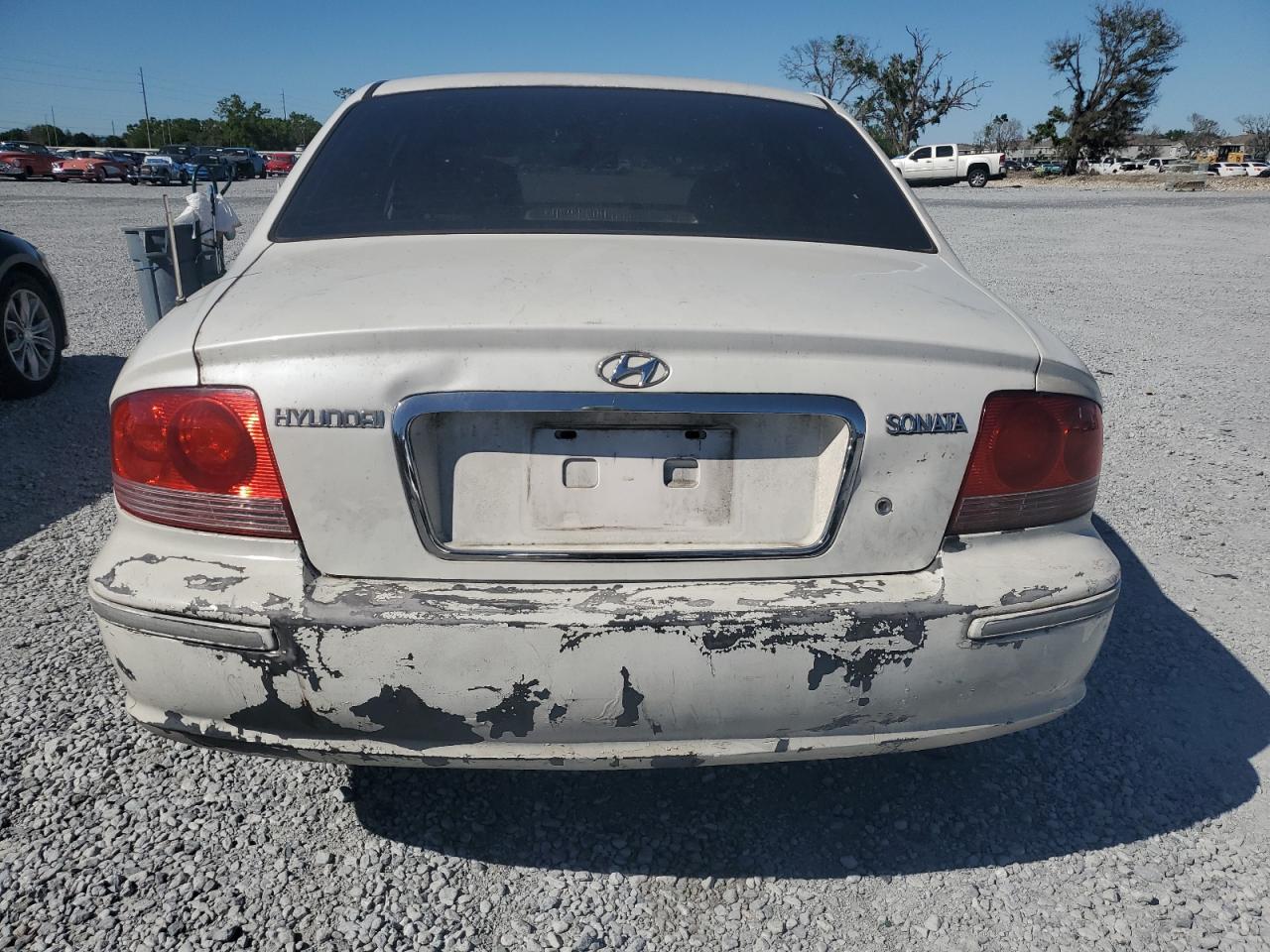 2003 Hyundai Sonata - Image 6