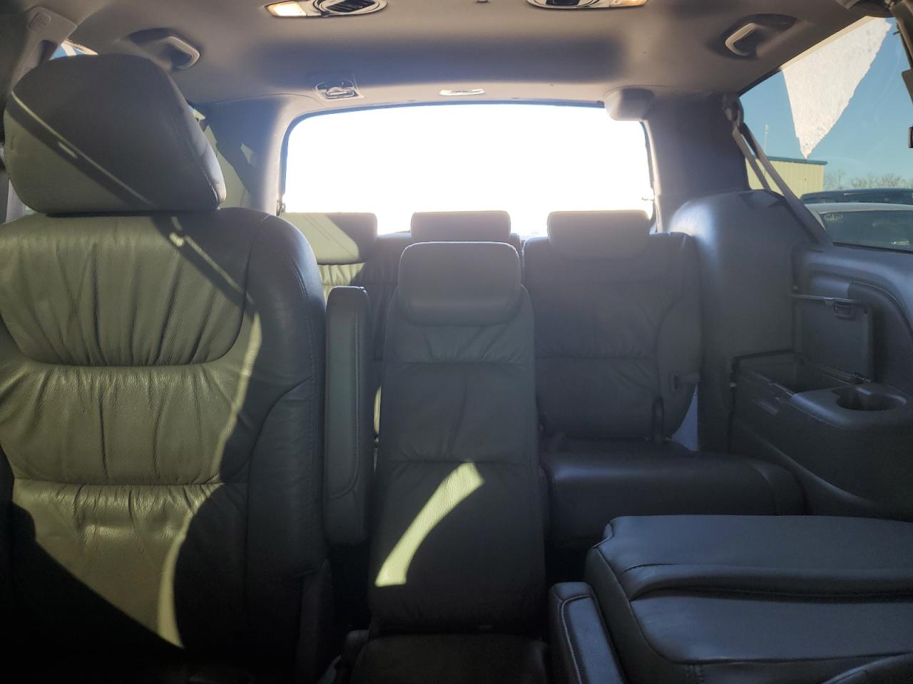 2010 Honda Odyssey - Image 10