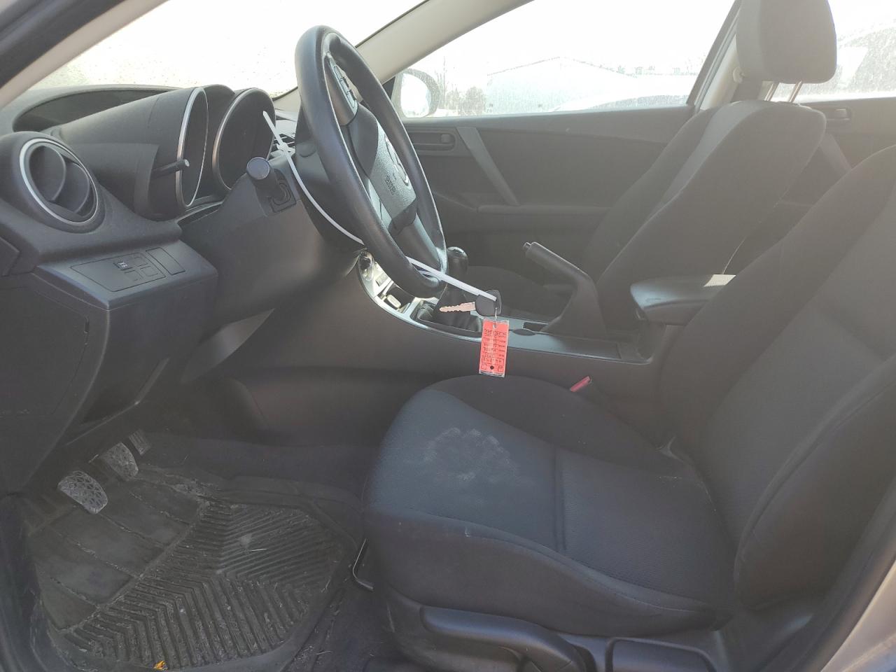 2011 Mazda 3 - Image 7