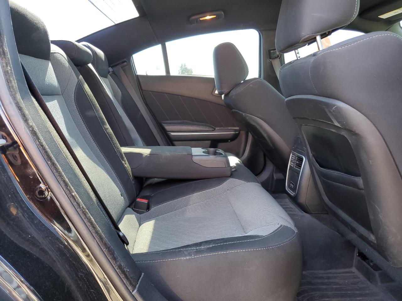 2016 Dodge Charger - Image 10