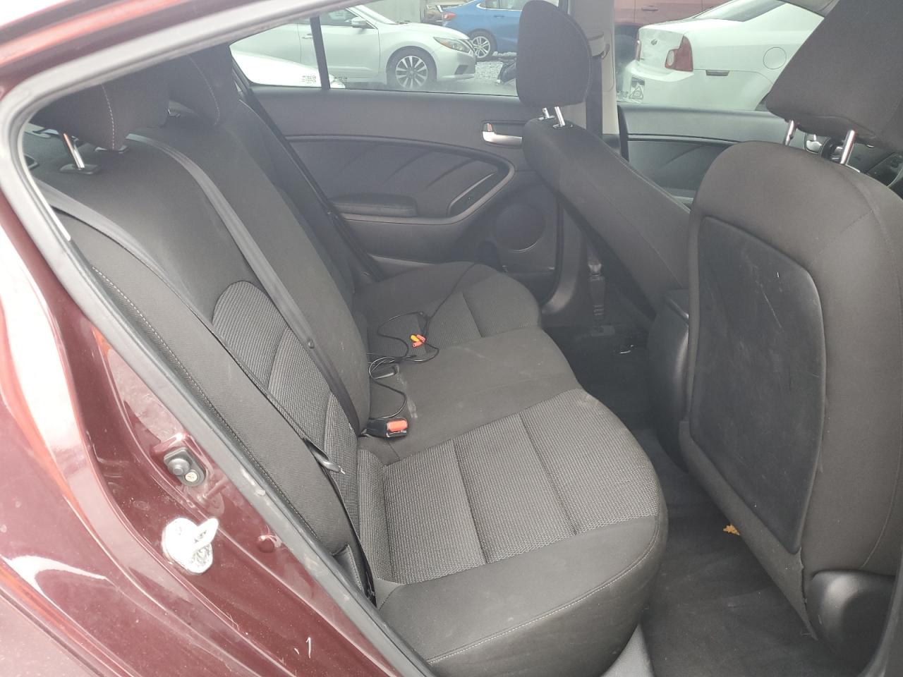2017 Kia Forte - Image 10