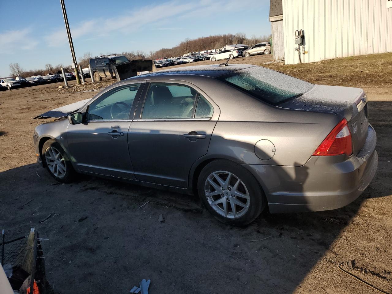 2012 Ford Fusion - Image 2