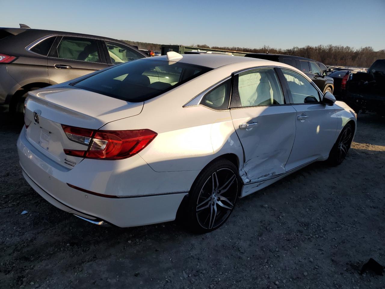 1HGCV3F97NA005608 HONDA ACCORD 2022
