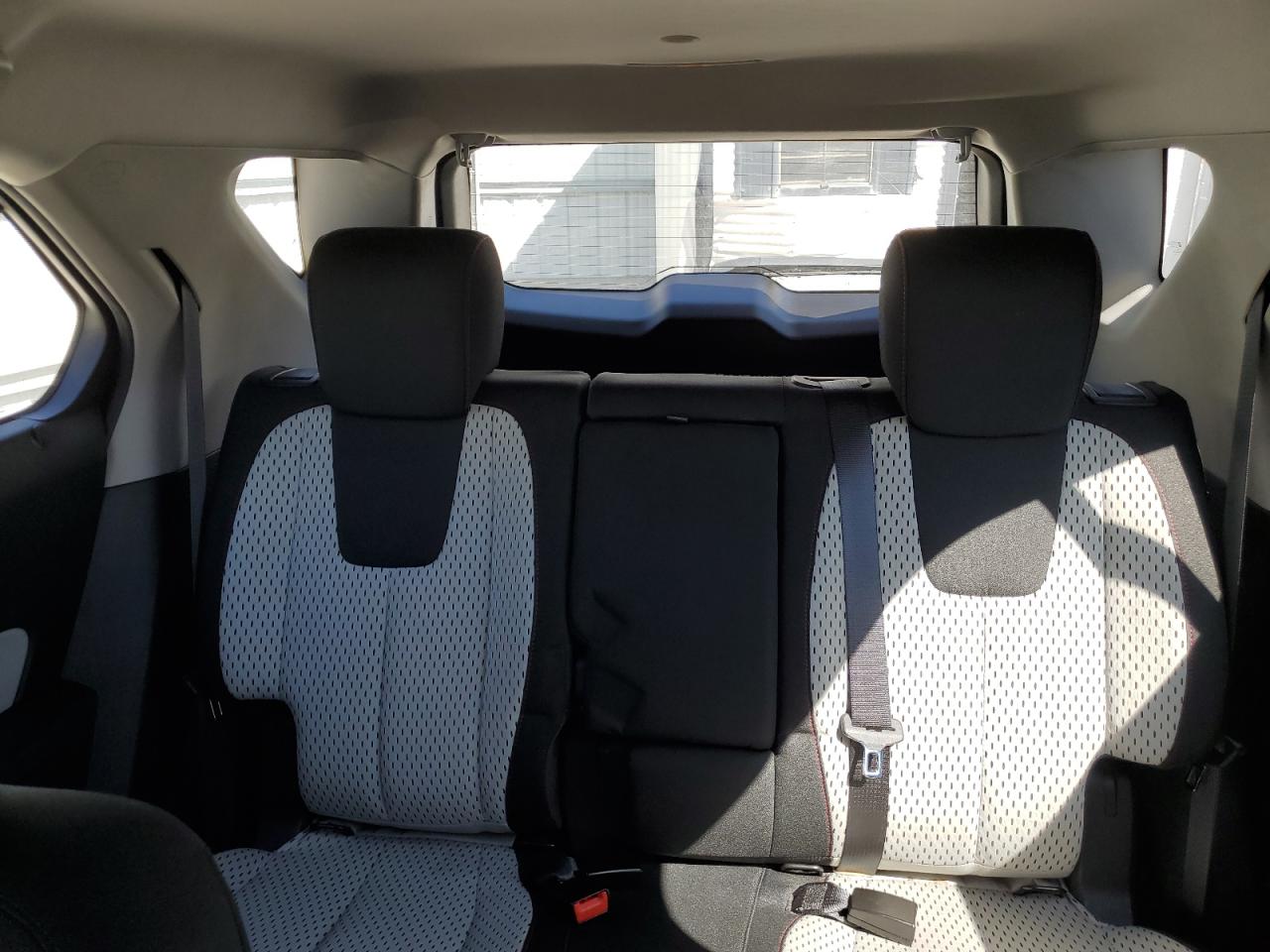 2011 Chevrolet Equinox - Image 10