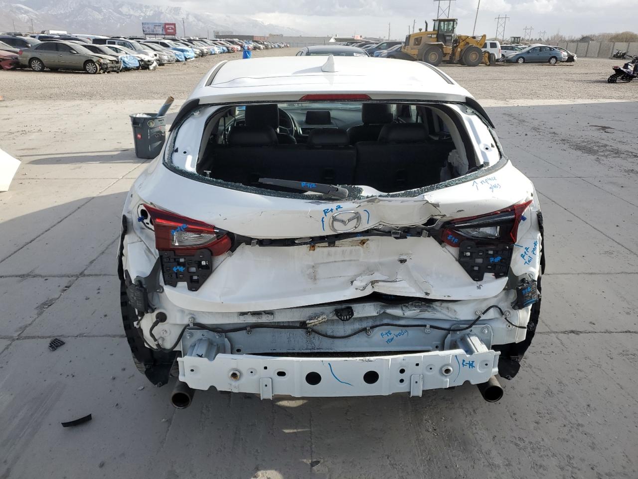 2017 Mazda 3 - Image 6