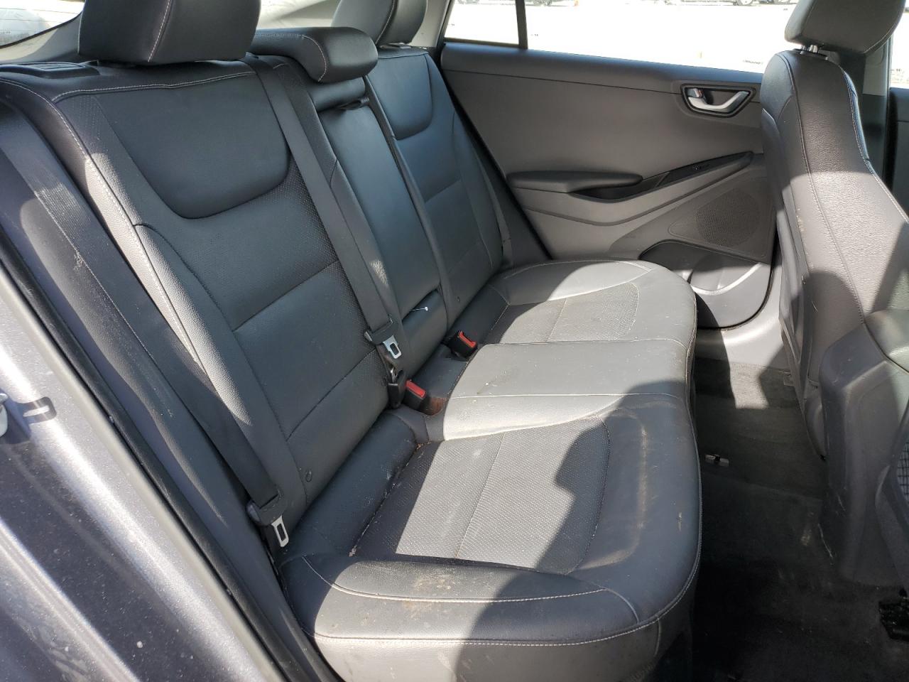 2017 Hyundai IONIQ - Image 10