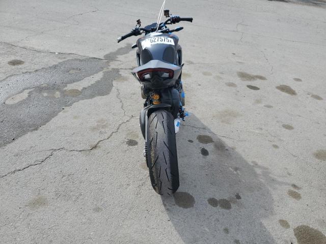 2024 DUCATI STREETFIGHTER V4
