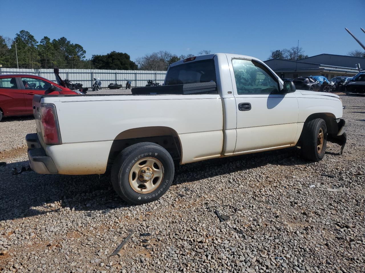2004 Chevrolet Silverado - Image 3