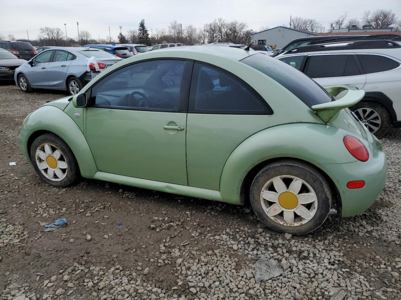 2001 Volkswagen Beetle - Image 2
