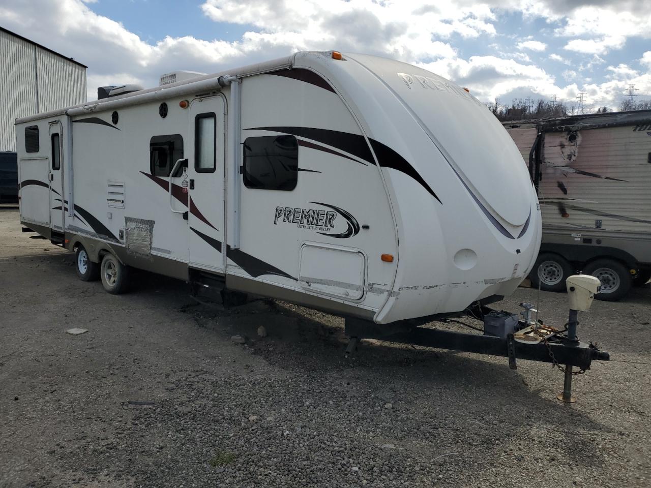 West Mifflin, PA에서 판매 중인 2011 Keystone Bullet Camper - Undercarriage