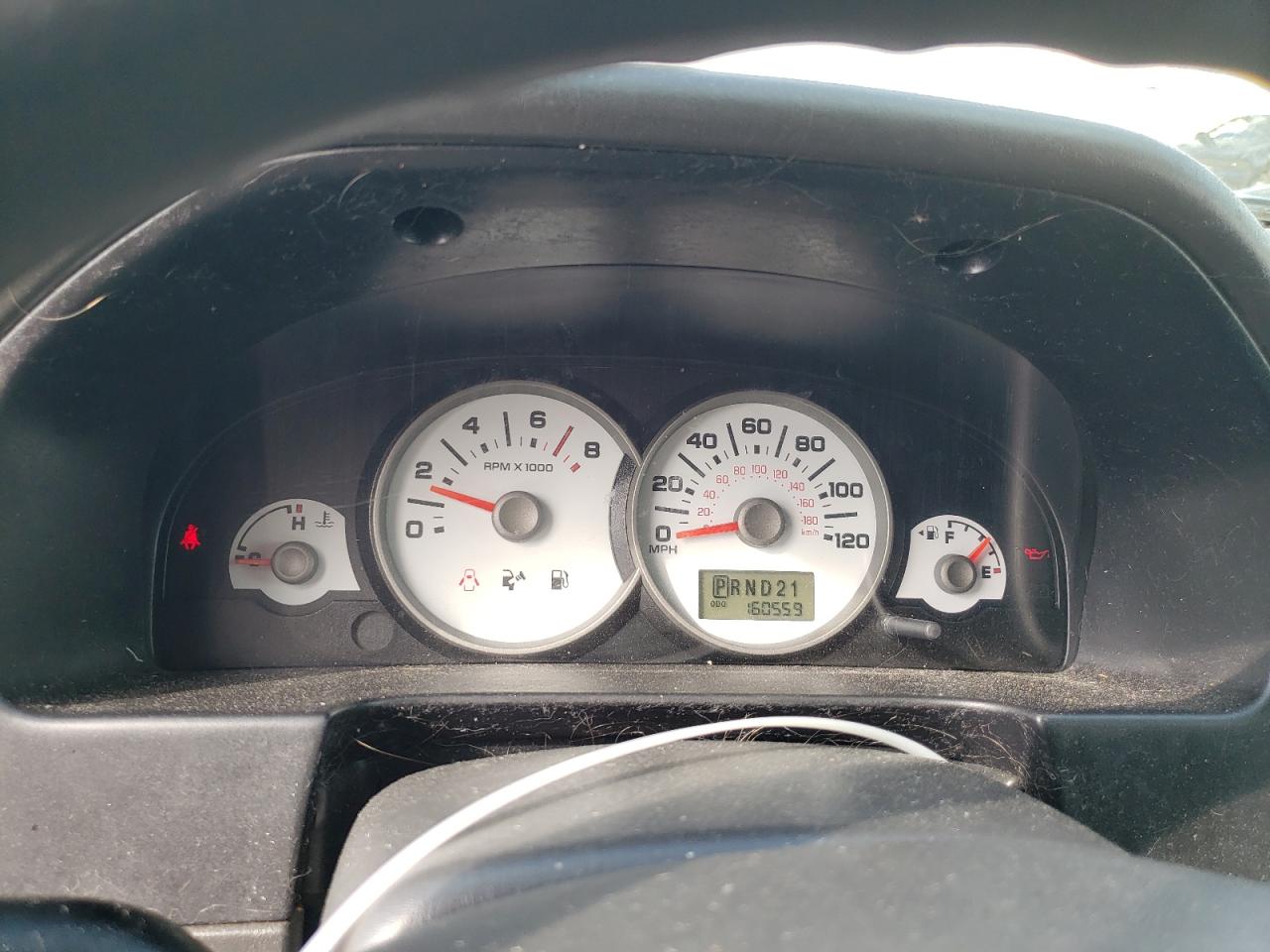 2005 Ford Escape - Image 9