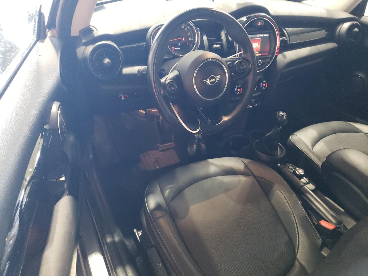MINI COOPER 2019 WMWXP5C53K2D72454 Photo 8